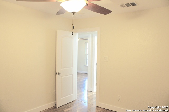 Image 31 of 34 For 9160 Aqua Dr