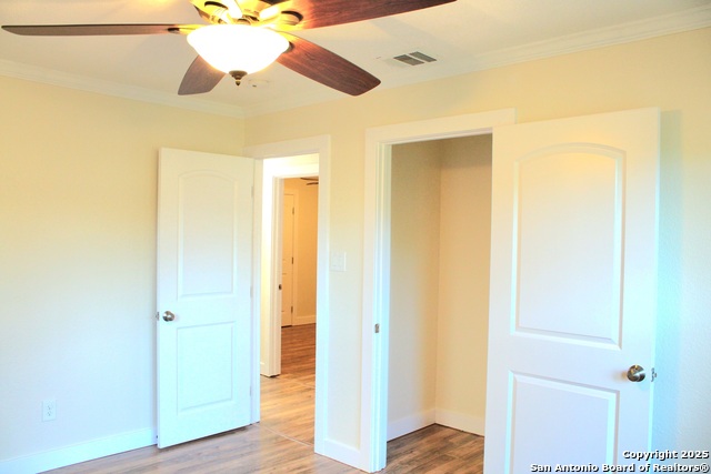 Image 7 of 34 For 9160 Aqua Dr