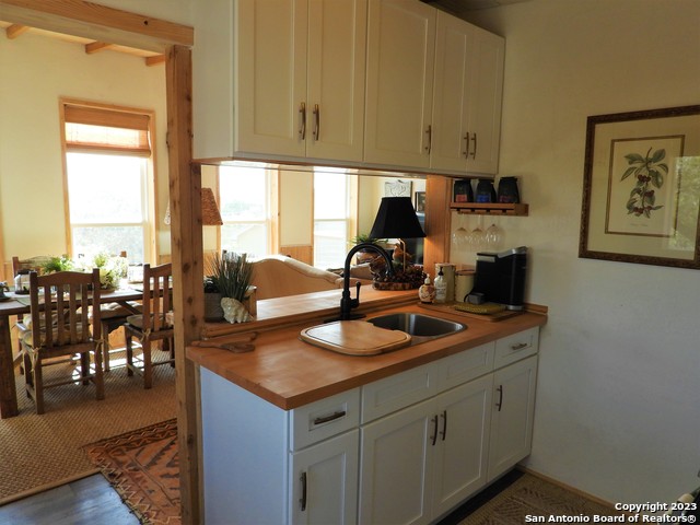 Listing photo id 15 for 171 Sunset Drive