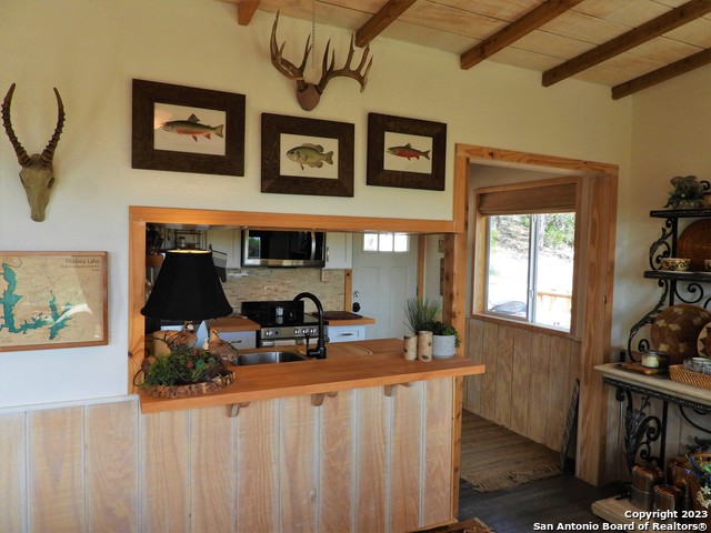 Listing photo id 17 for 171 Sunset Drive