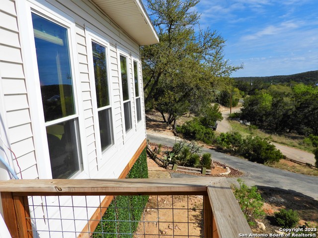 Listing photo id 23 for 171 Sunset Drive