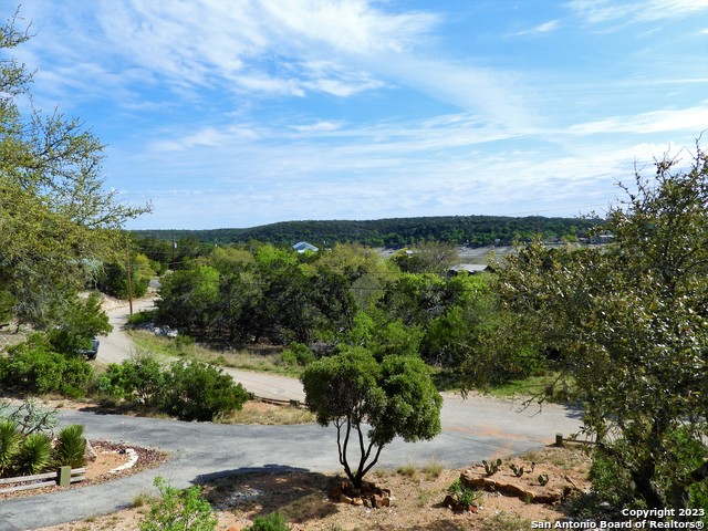 Listing photo id 24 for 171 Sunset Drive