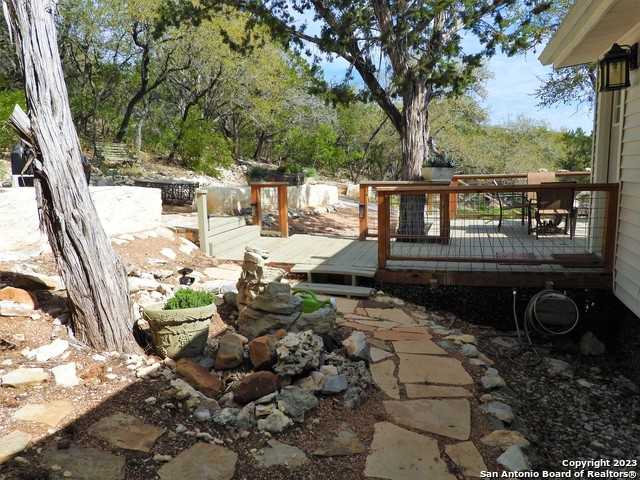Listing photo id 29 for 171 Sunset Drive