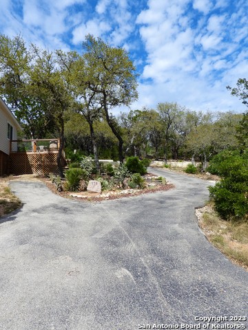 Listing photo id 3 for 171 Sunset Drive