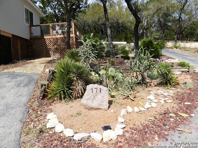Listing photo id 4 for 171 Sunset Drive