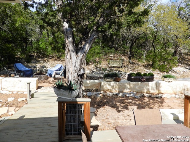 Listing photo id 7 for 171 Sunset Drive