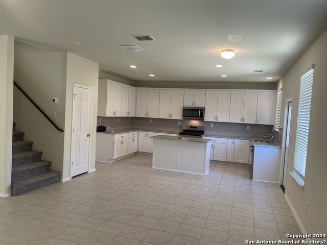 Image 5 of 13 For 27604 Sienna Creek