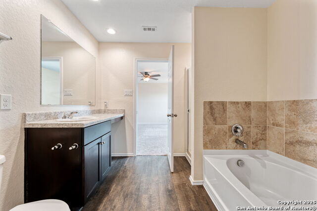 Image 14 of 25 For 8130 Crestway Landing
