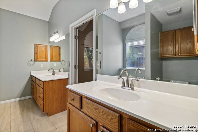Image 19 of 28 For 453 Raven Ridge