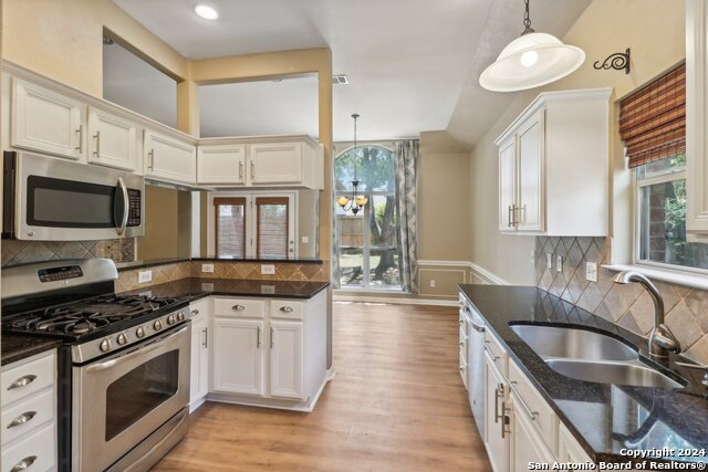Image 9 of 28 For 453 Raven Ridge