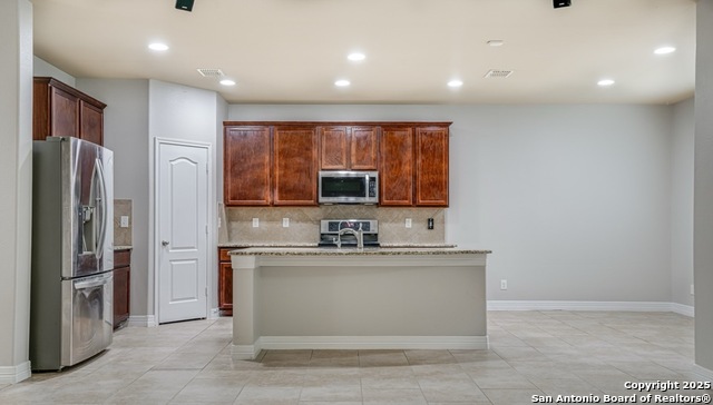 Listing photo id 8 for 10530 Branch Post