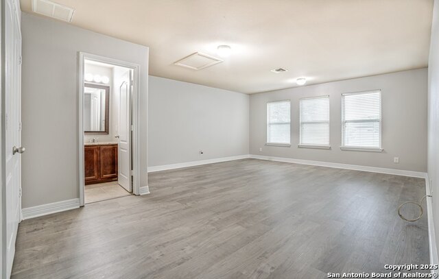 Listing photo id 21 for 10530 Branch Post