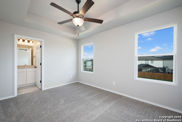 Listing photo id 11 for 8611 Valentina