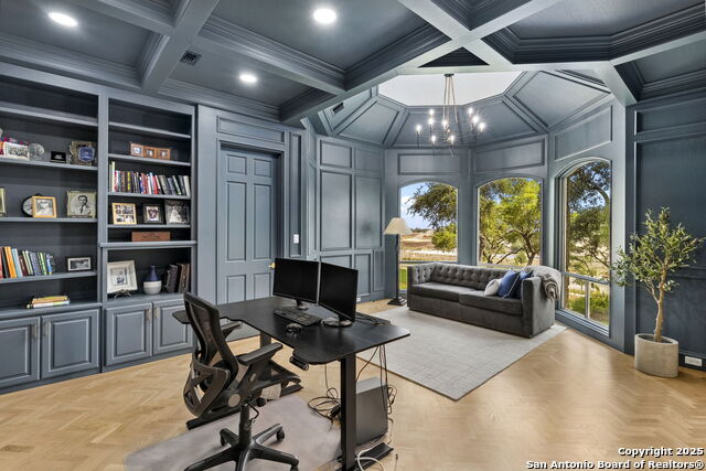 Listing photo id 9 for 113 Carino Cv