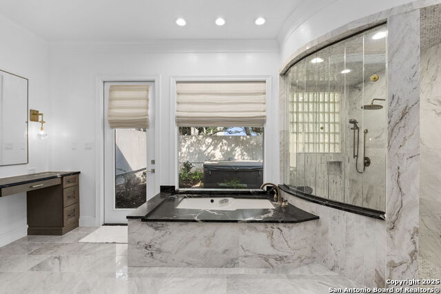 Listing photo id 13 for 113 Carino Cv