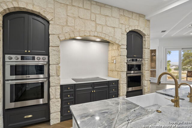 Listing photo id 22 for 113 Carino Cv