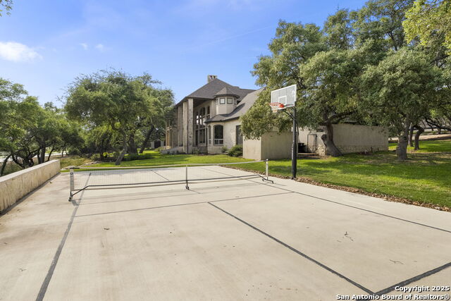 Listing photo id 41 for 113 Carino Cv