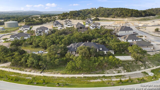 Listing photo id 45 for 113 Carino Cv
