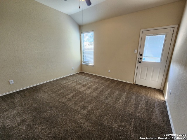 Image 13 of 27 For 538 Creekside Circle