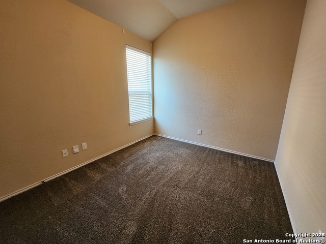 Image 24 of 27 For 538 Creekside Circle