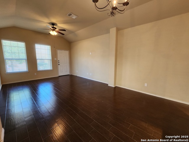 Image 8 of 27 For 538 Creekside Circle