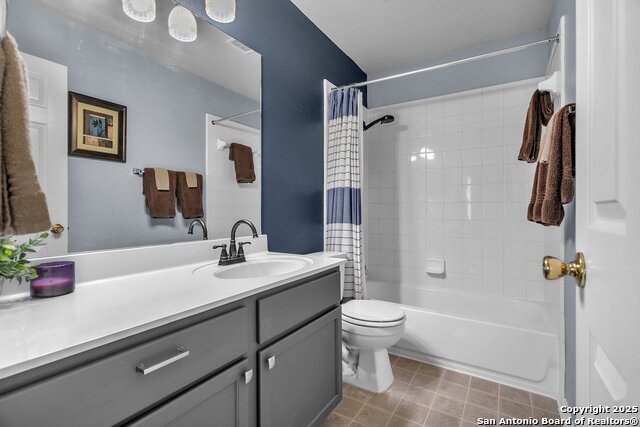 Listing photo id 29 for 7715 Beechnut Oak