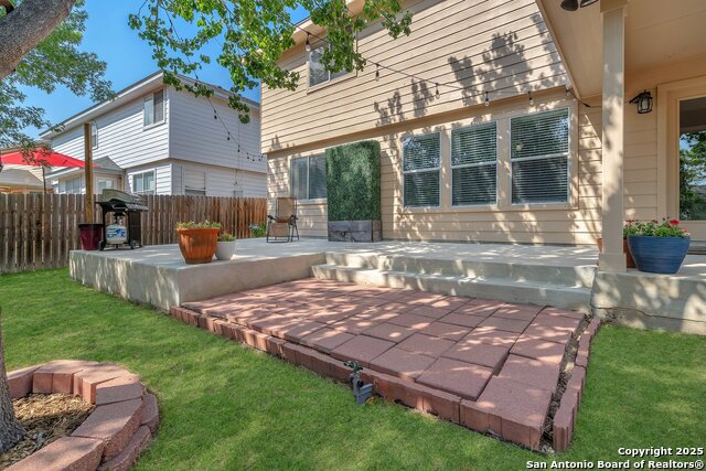 Listing photo id 32 for 7715 Beechnut Oak