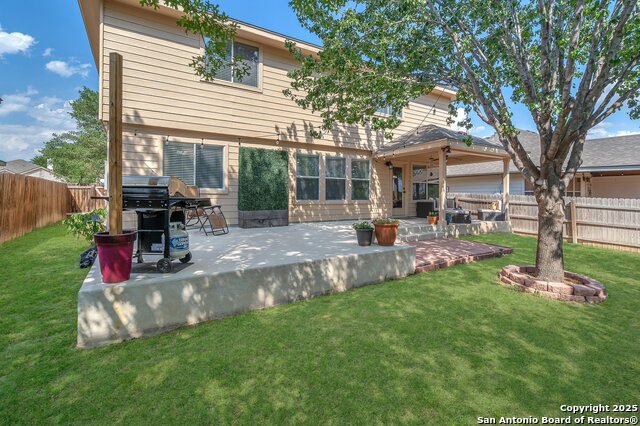 Listing photo id 33 for 7715 Beechnut Oak