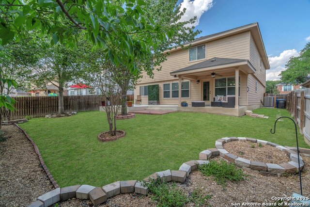 Listing photo id 34 for 7715 Beechnut Oak