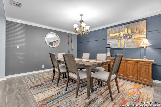 Listing photo id 6 for 7715 Beechnut Oak