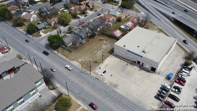 Listing photo id 2 for 1018 Frio Lot 20 S