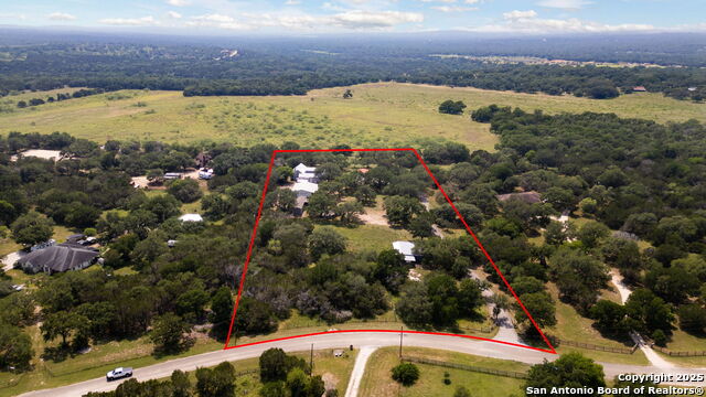 Image 31 of 33 For 838 Georg Oaks