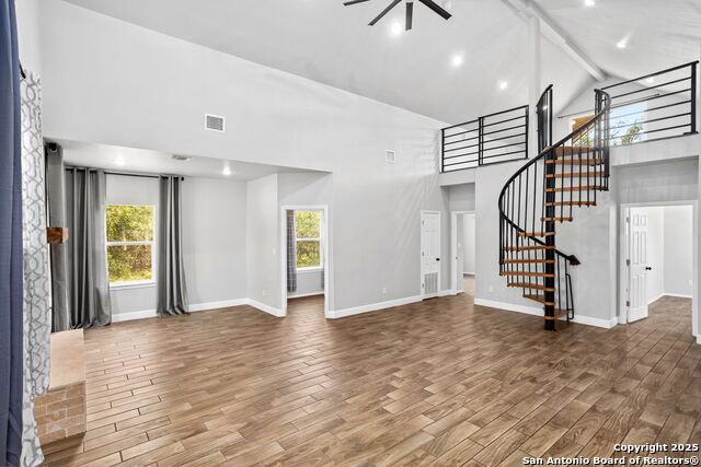 Image 7 of 33 For 838 Georg Oaks