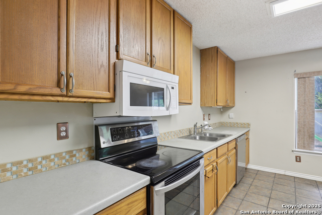 Image 15 of 40 For 15527 Legend Springs