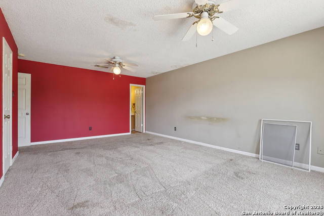 Image 29 of 40 For 15527 Legend Springs