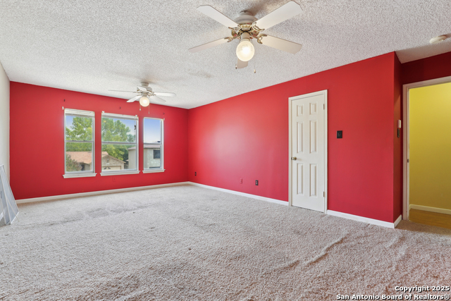 Image 31 of 40 For 15527 Legend Springs