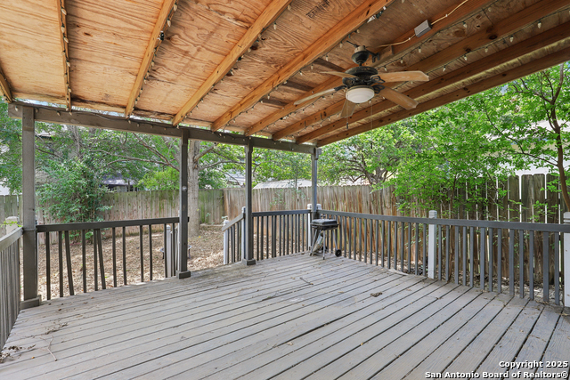 Image 35 of 40 For 15527 Legend Springs