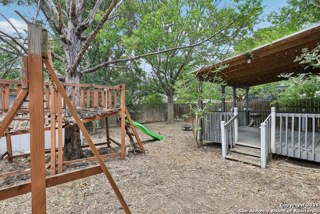 Image 38 of 40 For 15527 Legend Springs
