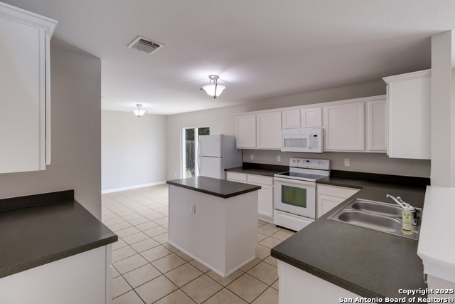 Listing photo id 10 for 9618 Copper Falls