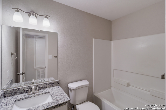 Listing photo id 26 for 9618 Copper Falls