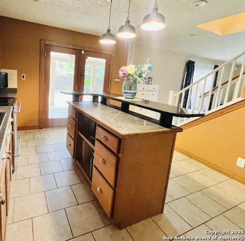 Listing photo id 17 for 9208 Bowen