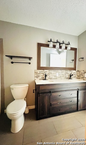 Listing photo id 26 for 9208 Bowen