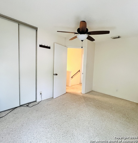 Listing photo id 31 for 9208 Bowen