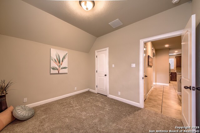 Listing photo id 19 for 3811 Mira Mesa
