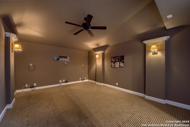 Listing photo id 33 for 3811 Mira Mesa