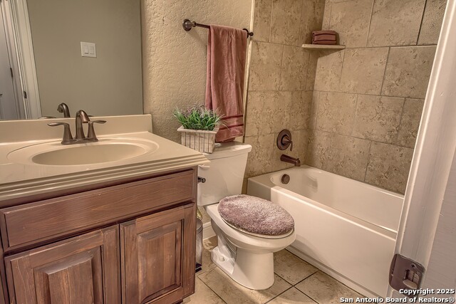 Listing photo id 37 for 3811 Mira Mesa