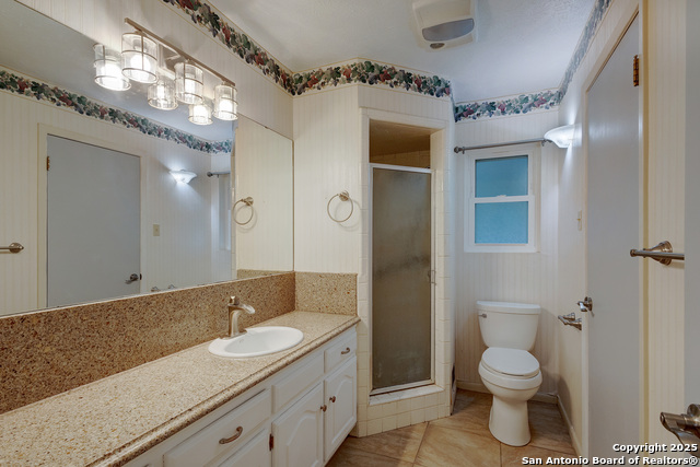 Listing photo id 8 for 109 Briarwood