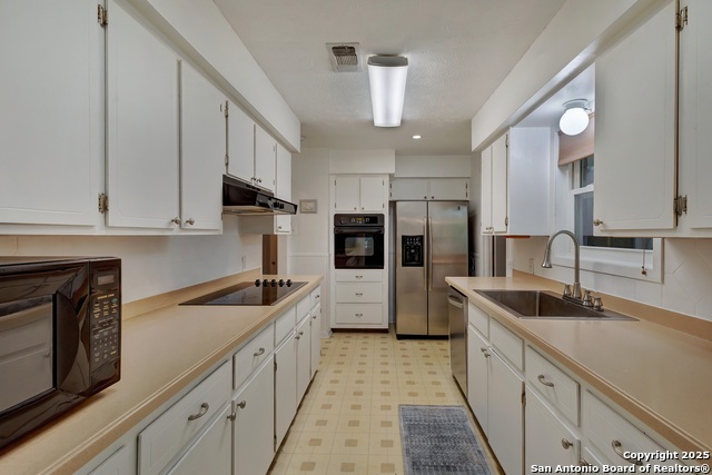 Listing photo id 5 for 109 Briarwood