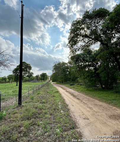 Details for 2120 Maldonado, La Vernia, TX 78121