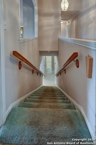 Image 17 of 40 For 1306 Lytle